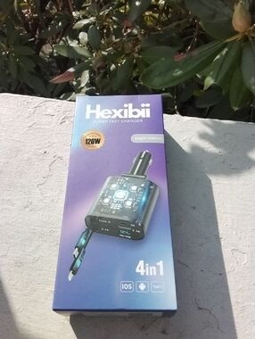 Hexibii NIB 4-in-1 Super Fast Car Charger - Purple Box